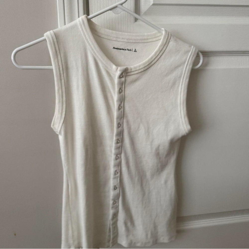 White Button-Front Sleeveless Crop Top